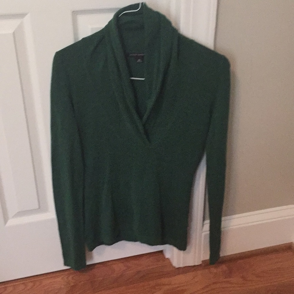 Beautiful dark green shirt